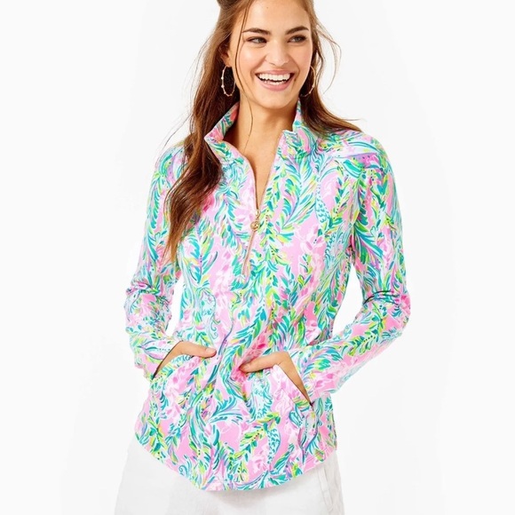 ISO Lilly Pulitzer Unicorn of the Sea Size M - Picture 1 of 1